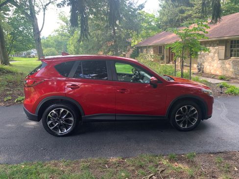 Used 2016 MAZDA CX-5 Grand Touring FWD image 2