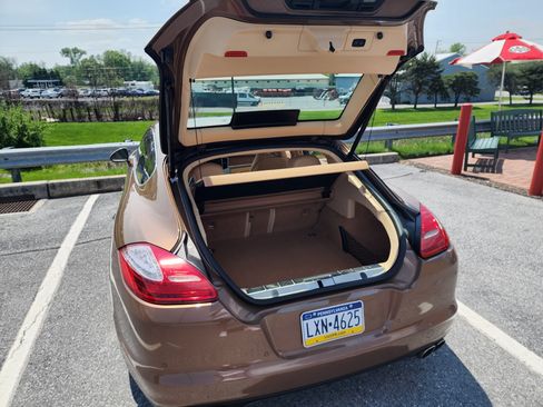 Used 2010 Porsche Panamera Turbo image 5