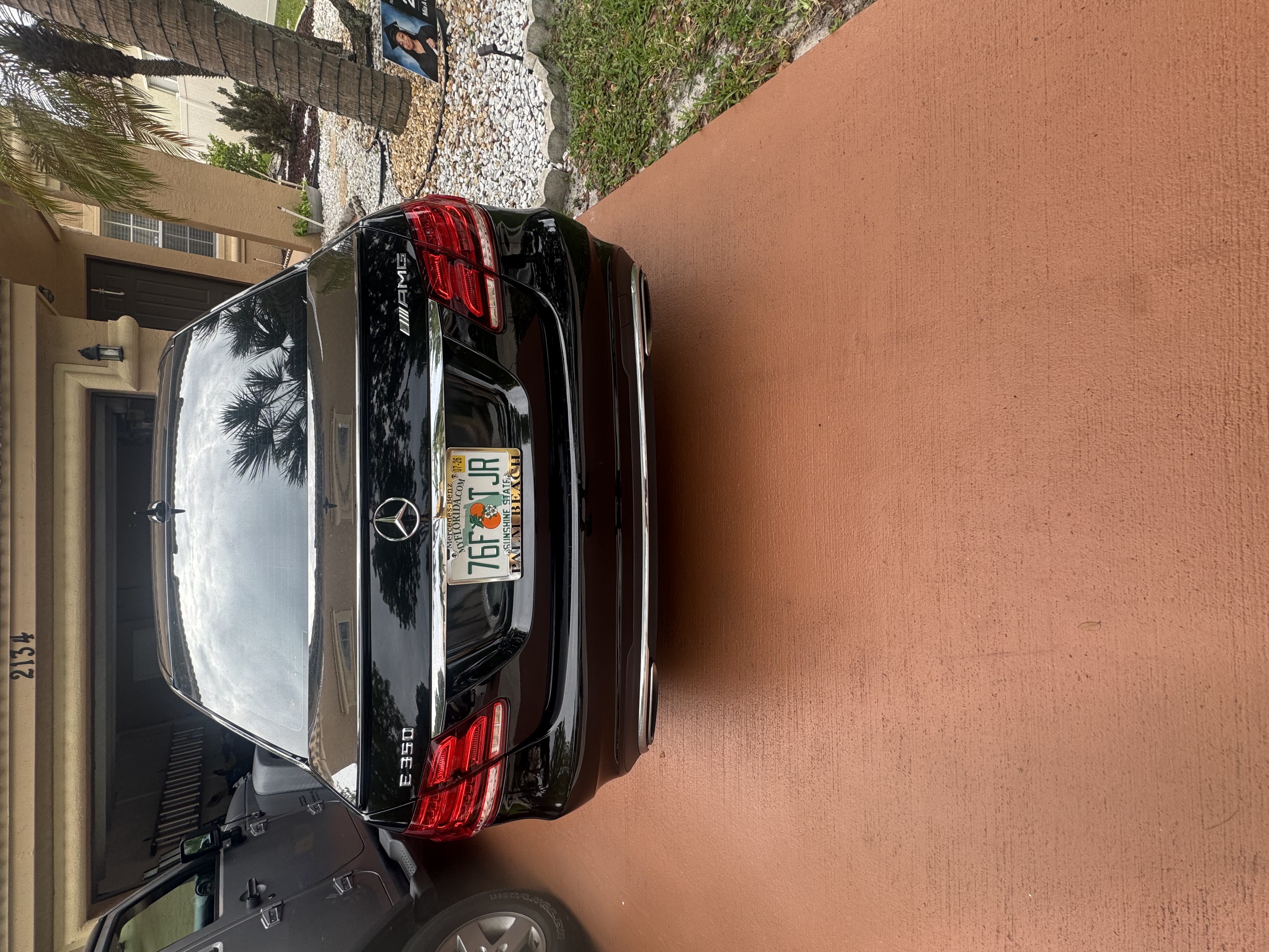 Used 2015 Mercedes-Benz E 350 Sedan image 4
