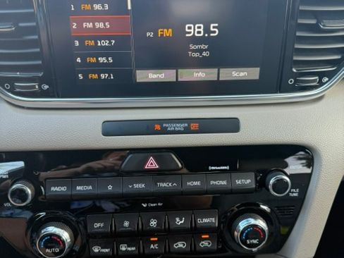 Used 2022 Kia Sportage Nightfall Edition w/ Nightfall Fwd Premium Package image 19