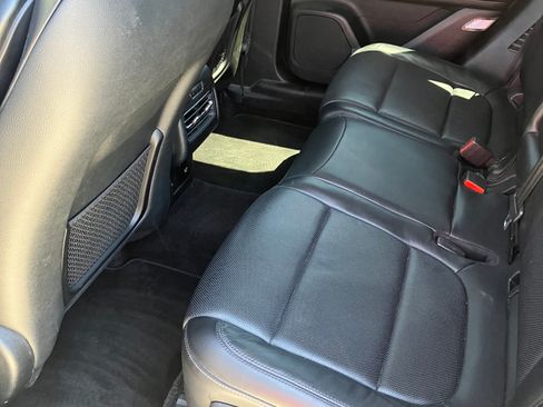 Used 2020 Lincoln Corsair Reserve w/ Equipment Group 201A image 9