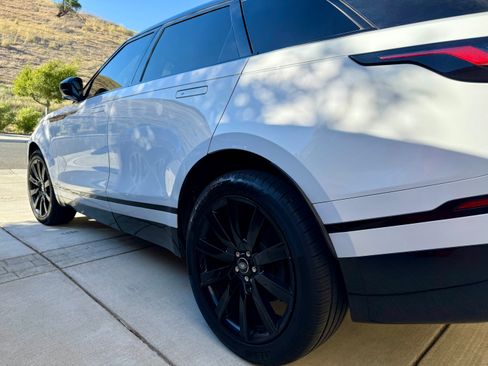Used 2020 Land Rover Range Rover Velar R-Dynamic S AWD/4WD image 4