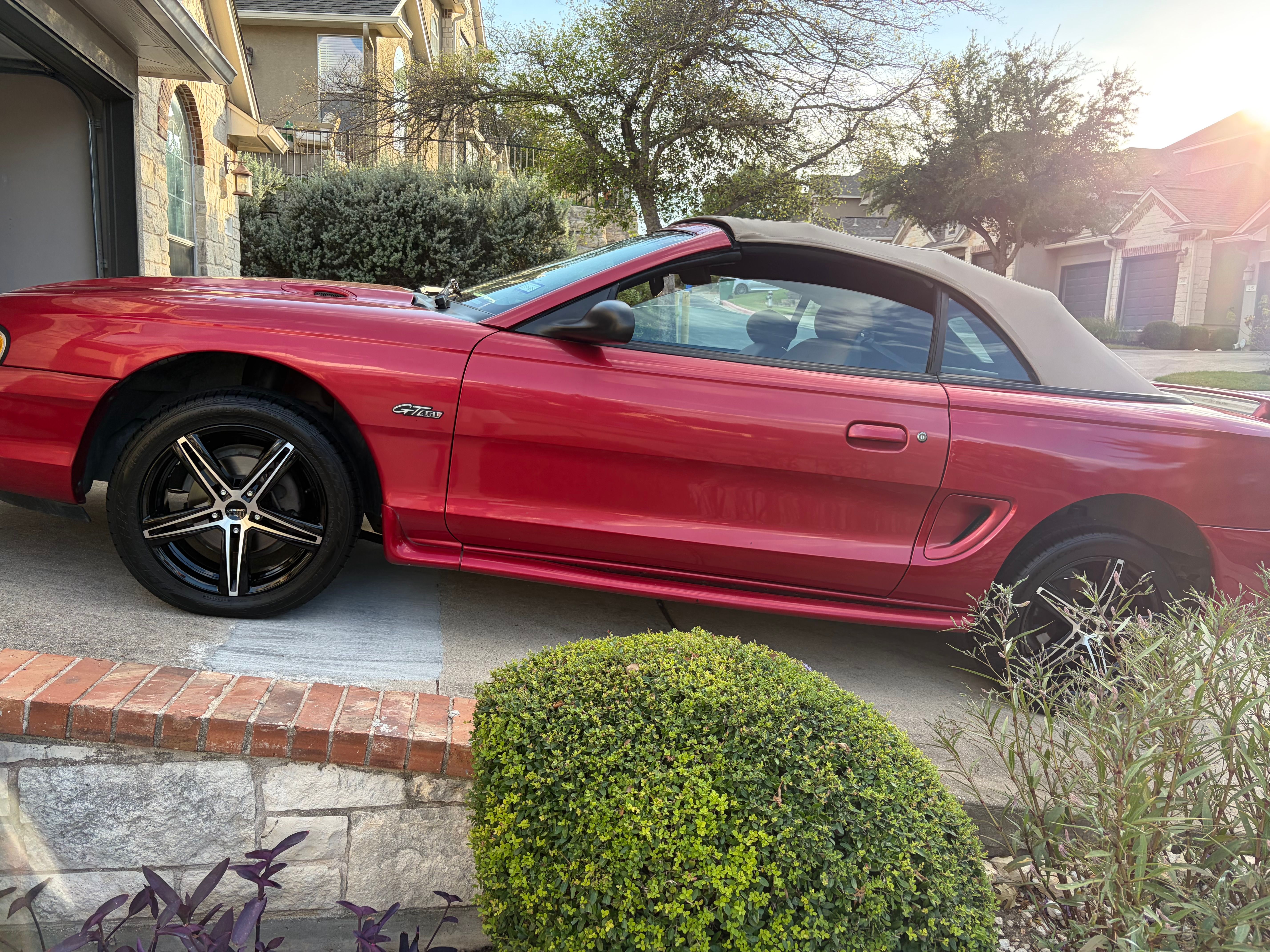 Used 1996 Ford Mustang GT RWD image 5