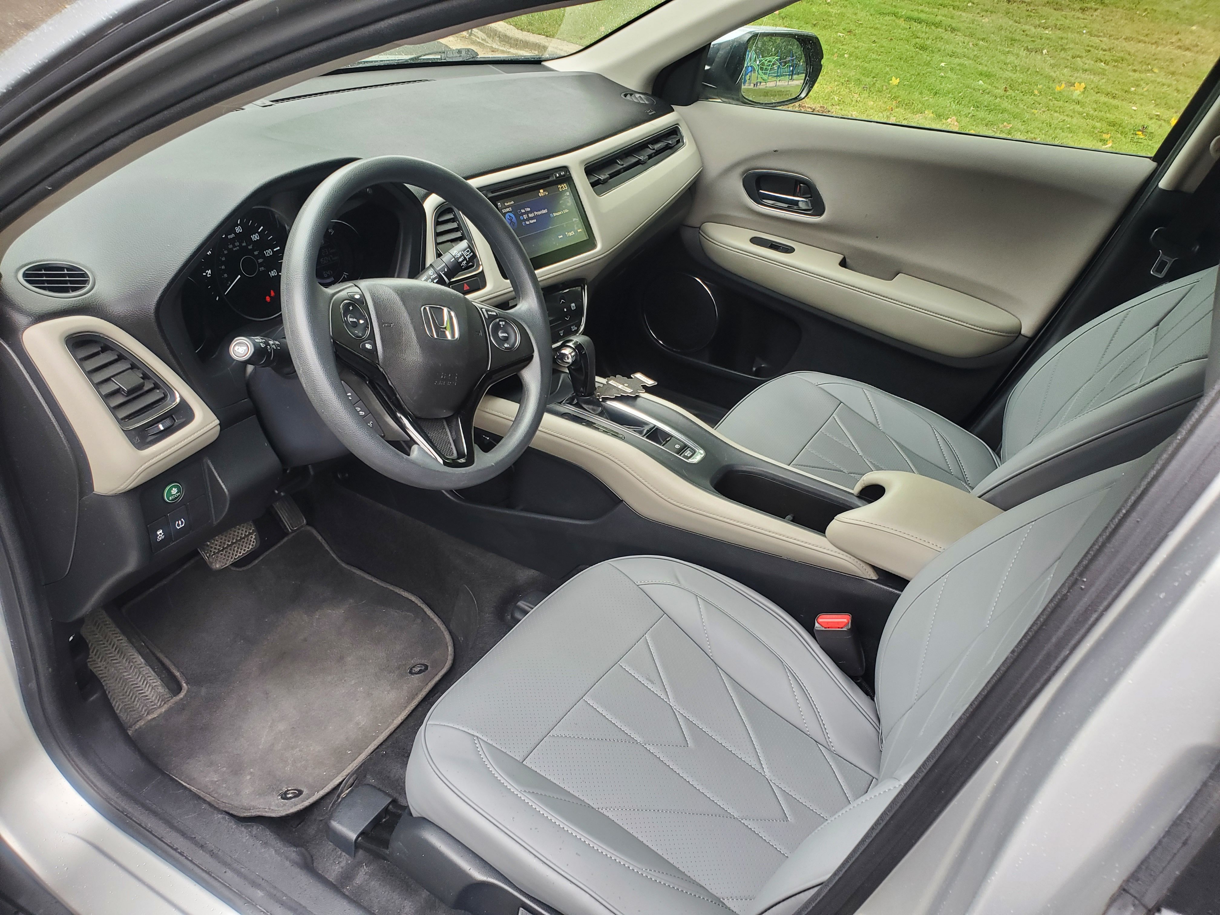 Used 2016 Honda HR-V EX image 9