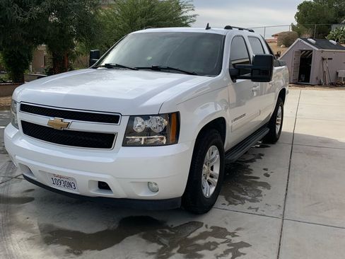 Used 2007 Chevrolet Avalanche LTZ w/ LTZ Preferred Equipment Group image 1