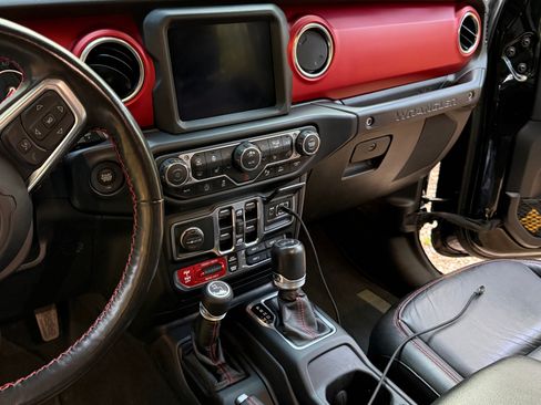 Used 2021 Jeep Wrangler Unlimited Rubicon image 9