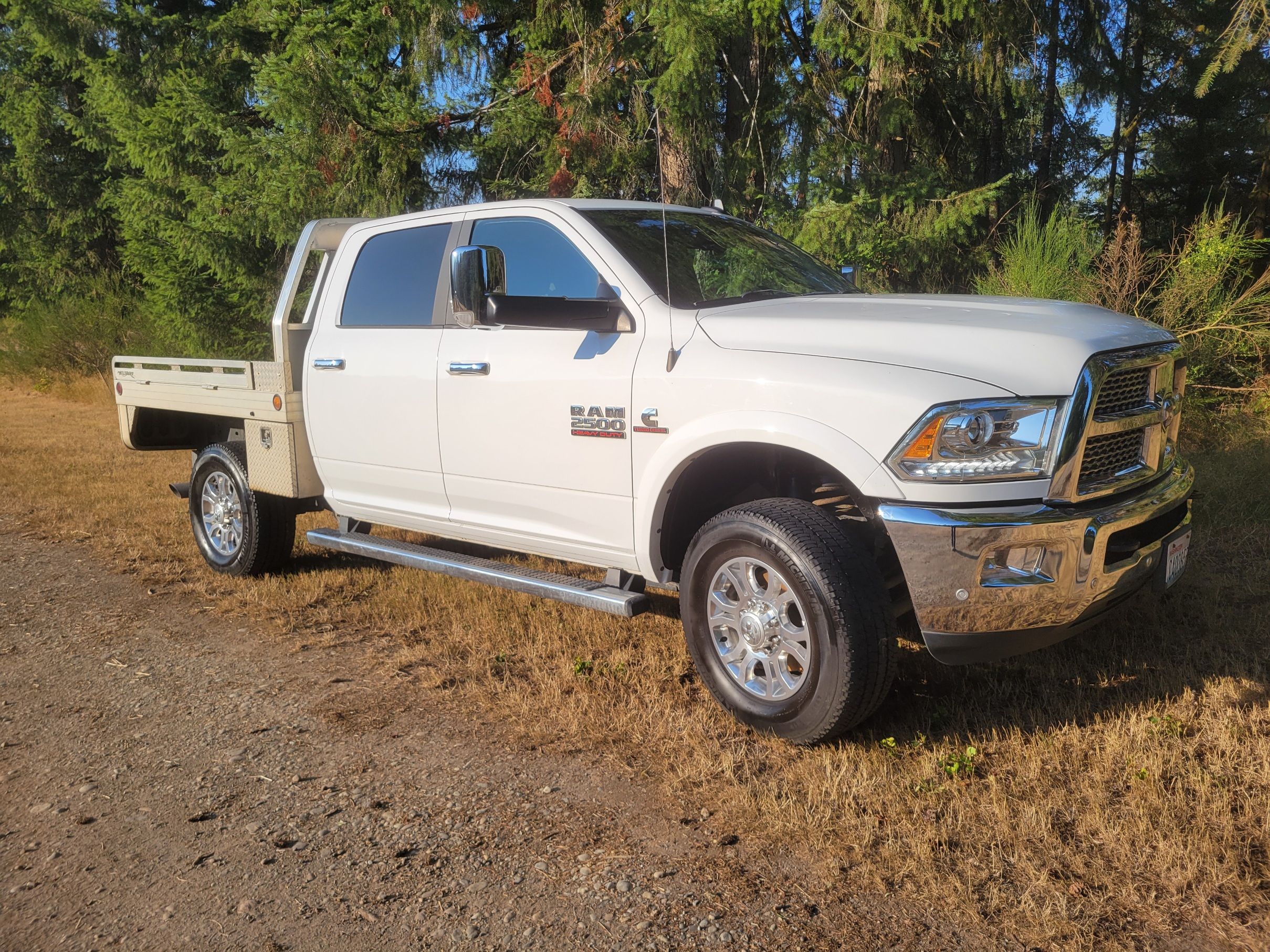 Used 2018 RAM 2500 Laramie w/ Convenience Group AWD/4WD image 1