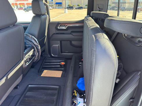 Used 2023 GMC Sierra 1500 Denali image 8