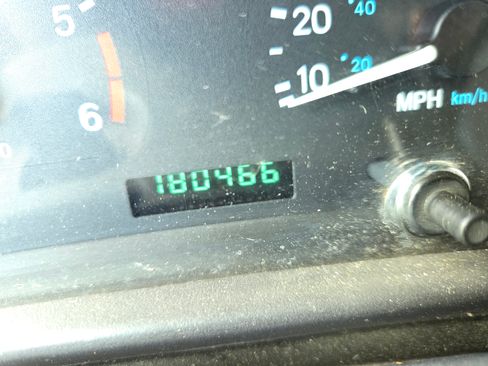 Used 2000 Jeep Wrangler Sport image 6