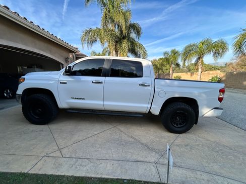 Used 2018 Toyota Tundra Limited w/ Limited Premium Package image 14
