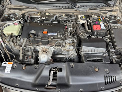 Used 2018 Honda Civic EX image 17