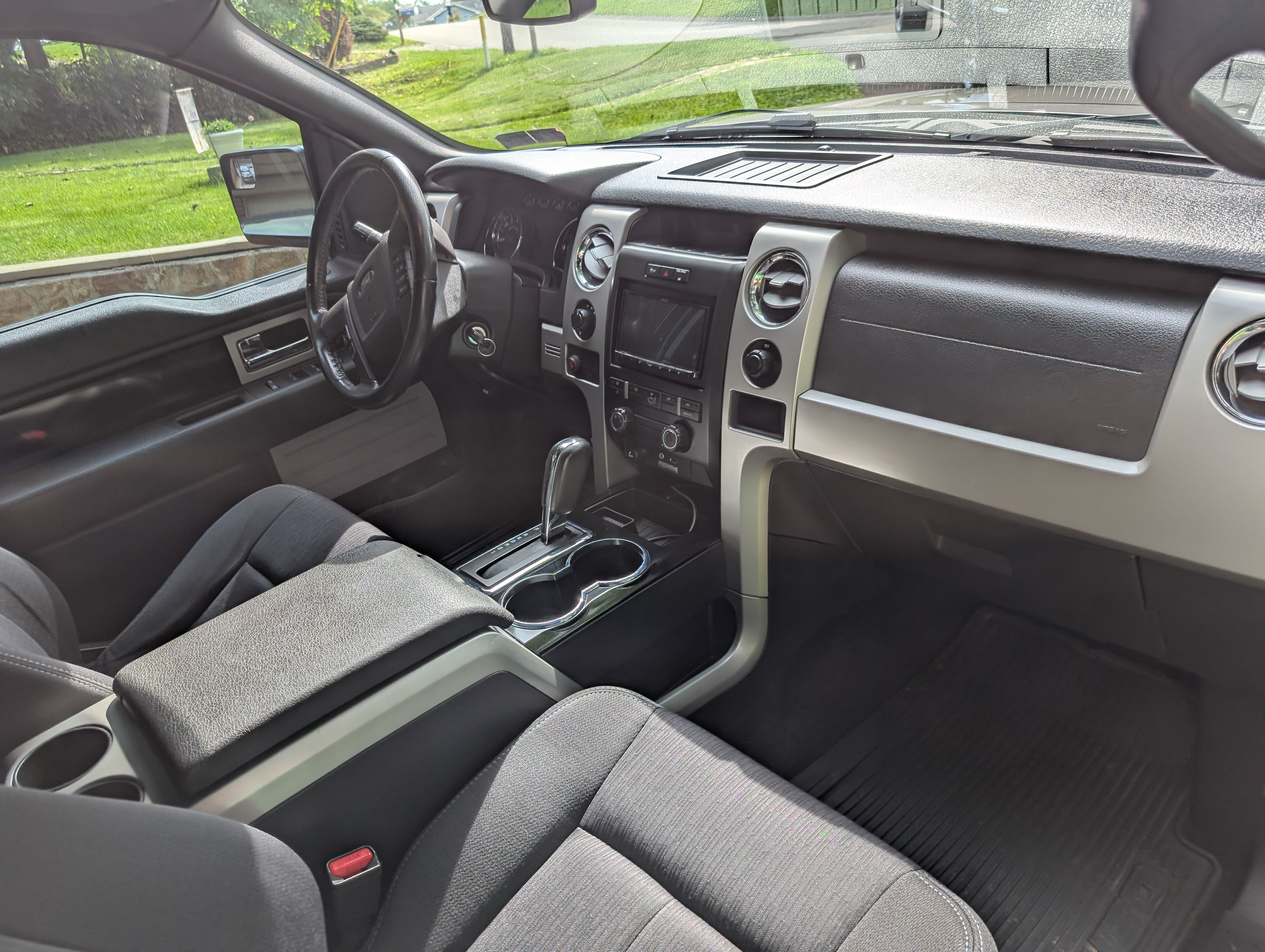 Used 2011 Ford F150 FX4 w/ FX Plus Pkg AWD/4WD image 4