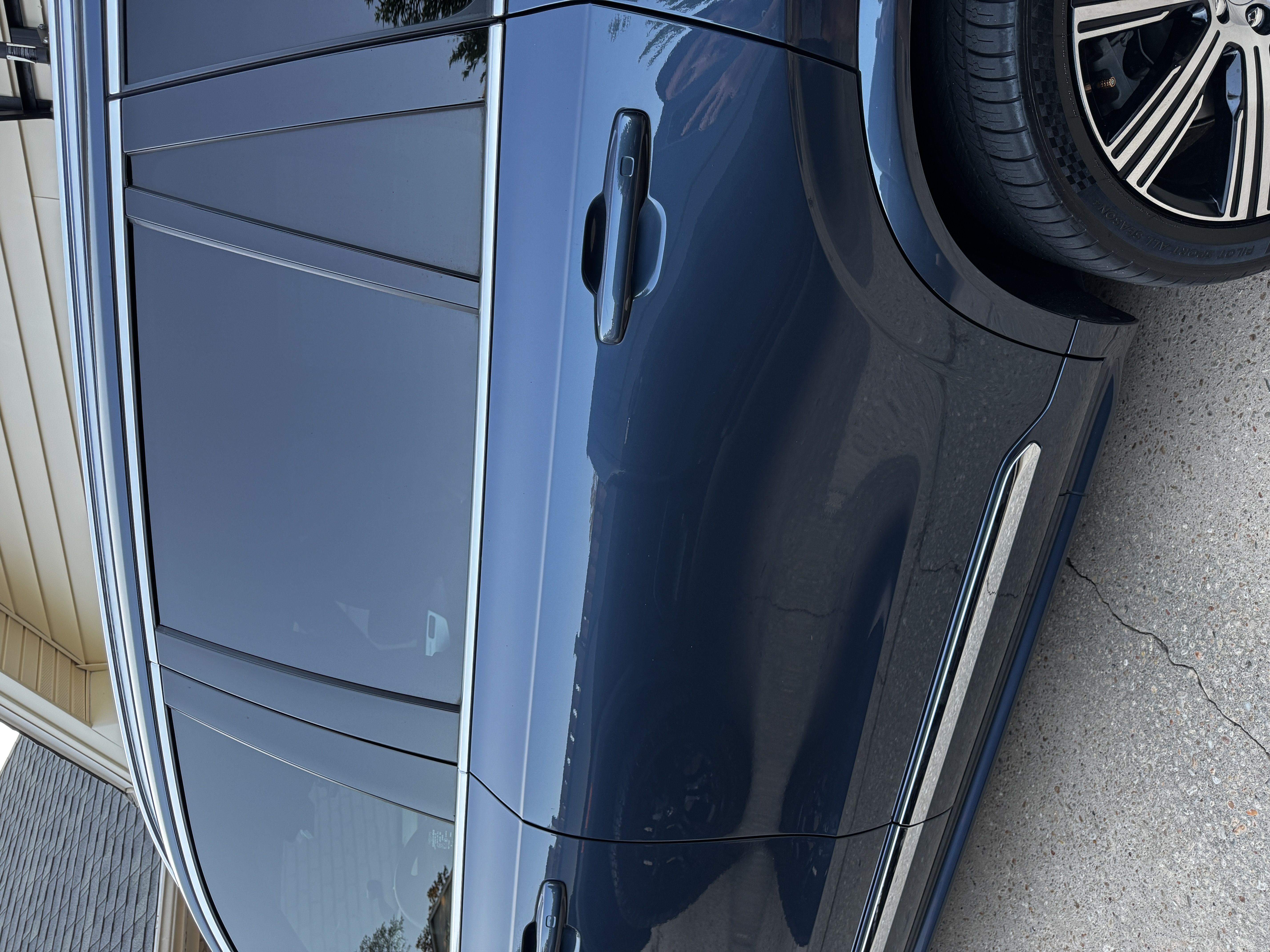 Used 2023 Volvo XC90 B6 Ultimate w/ Lounge Package AWD/4WD image 13
