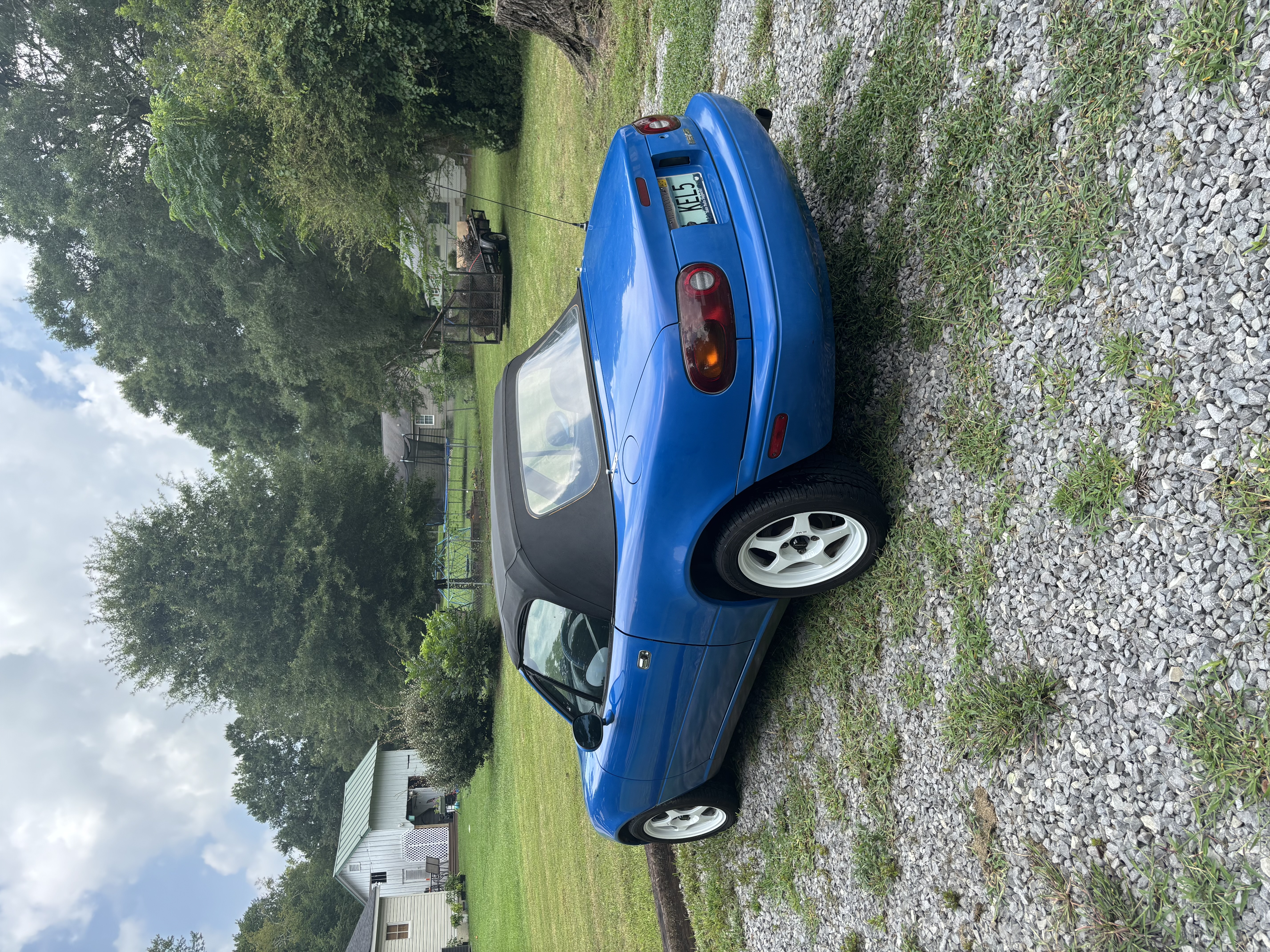 Used 1992 MAZDA MX-5 Miata RWD image 6