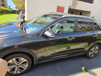 Used 2022 Kia Niro EX