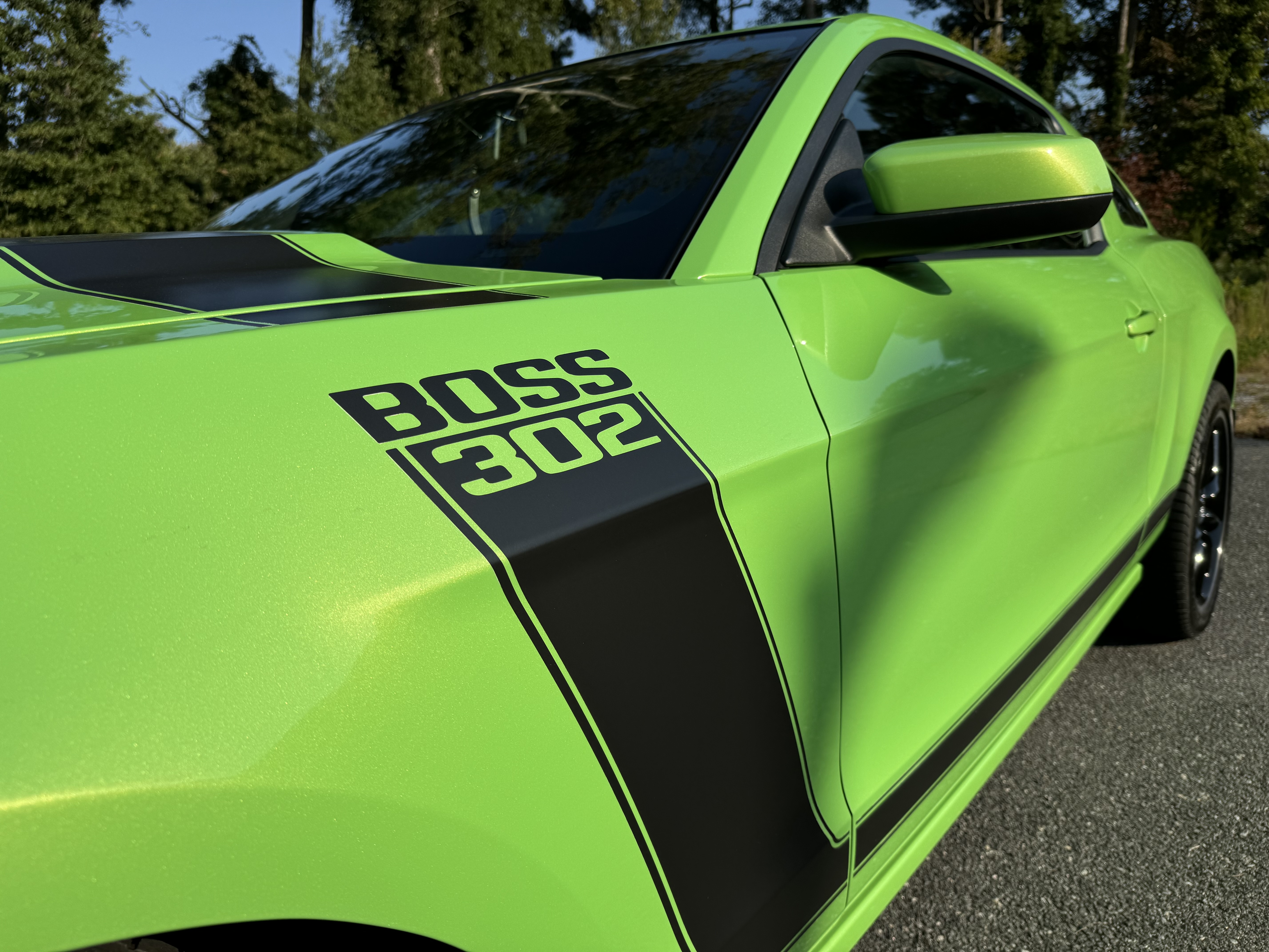 Used 2013 Ford Mustang Boss 302 w/ Boss 302 Accessory Pkg RWD image 4