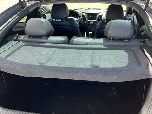 Used 2015 Hyundai Veloster Turbo image 11