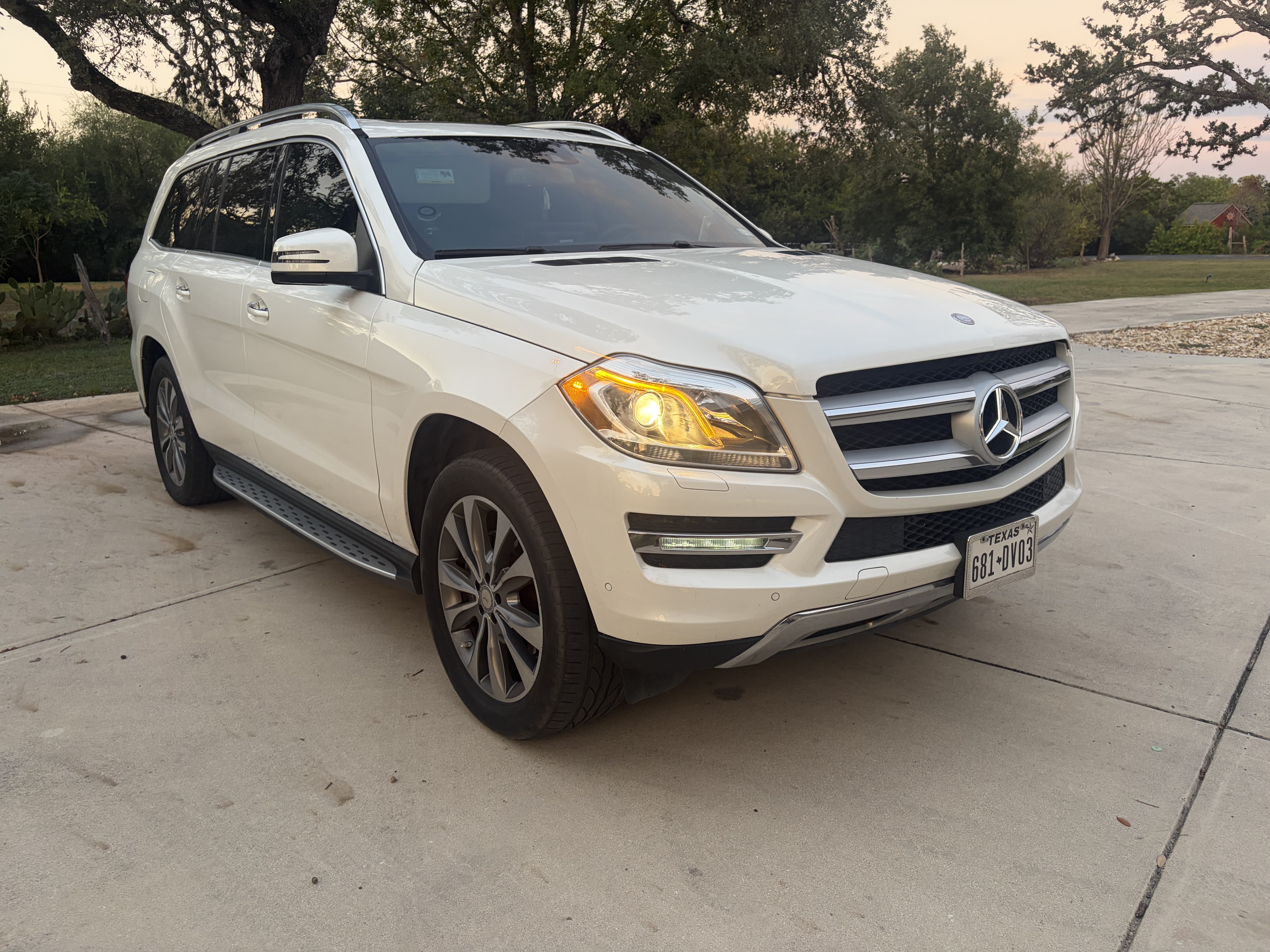 Used 2015 Mercedes-Benz GL 450 4MATIC image 10