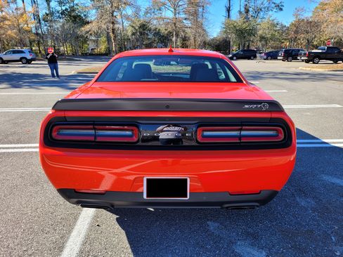 Used 2022 Dodge Challenger SRT Hellcat image 6