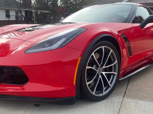 Used 2019 Chevrolet Corvette Grand Sport image 11