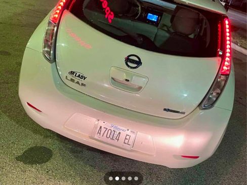 Used 2012 Nissan Leaf SL image 2
