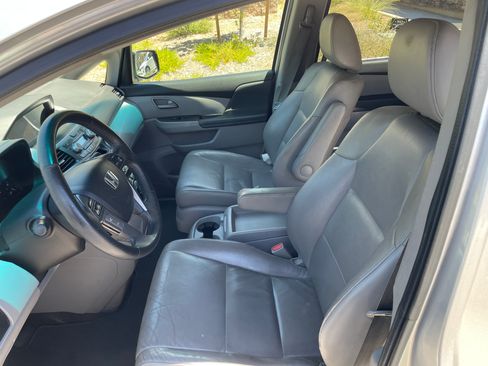 Used 2012 Honda Odyssey EX-L image 8
