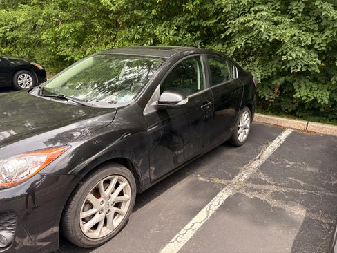 Used 2012 MAZDA MAZDA3 s Touring FWD image 2