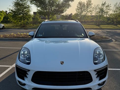 Used 2015 Porsche Macan S AWD/4WD image 2