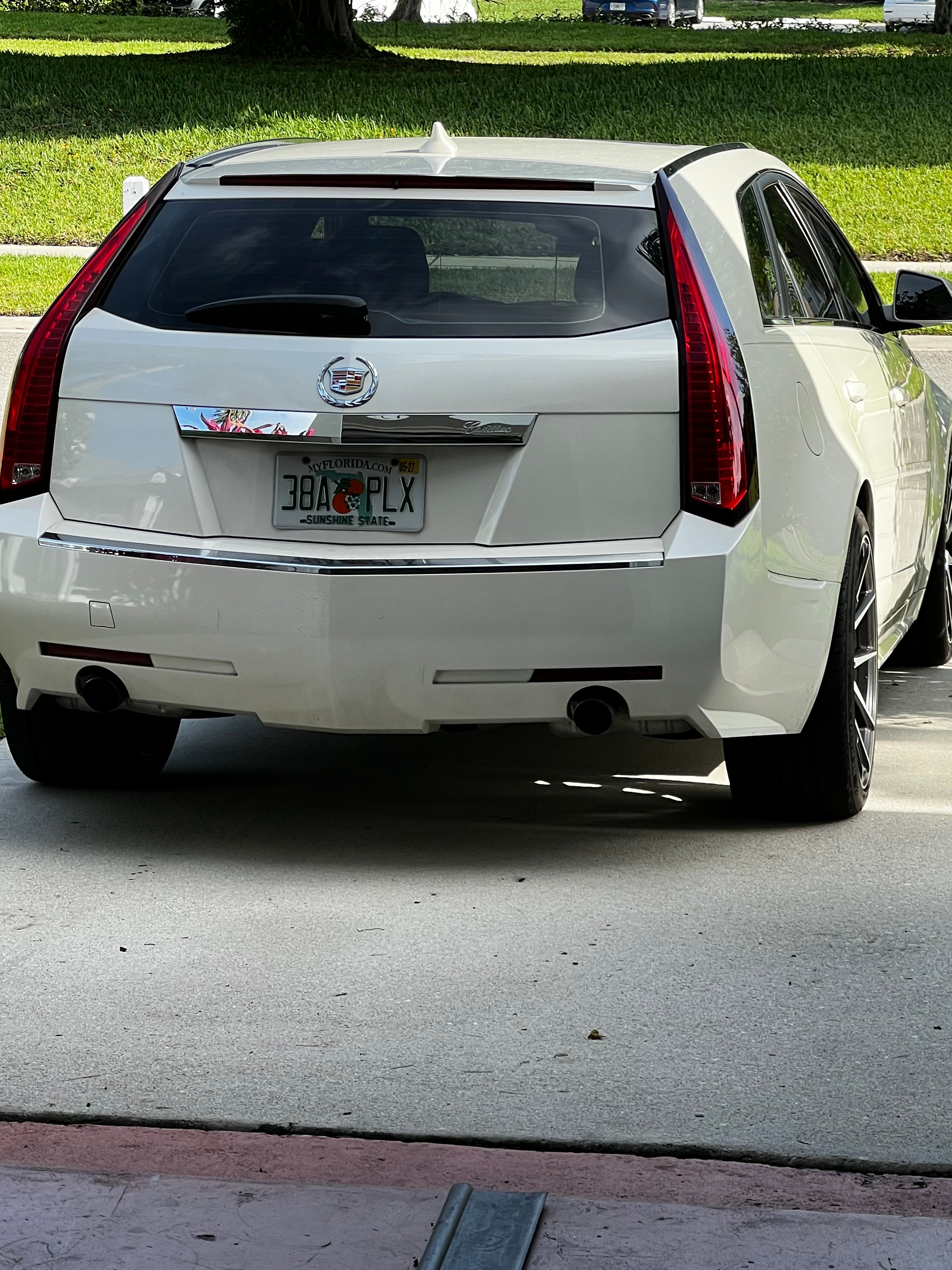 Used 2011 Cadillac CTS Performance RWD image 20