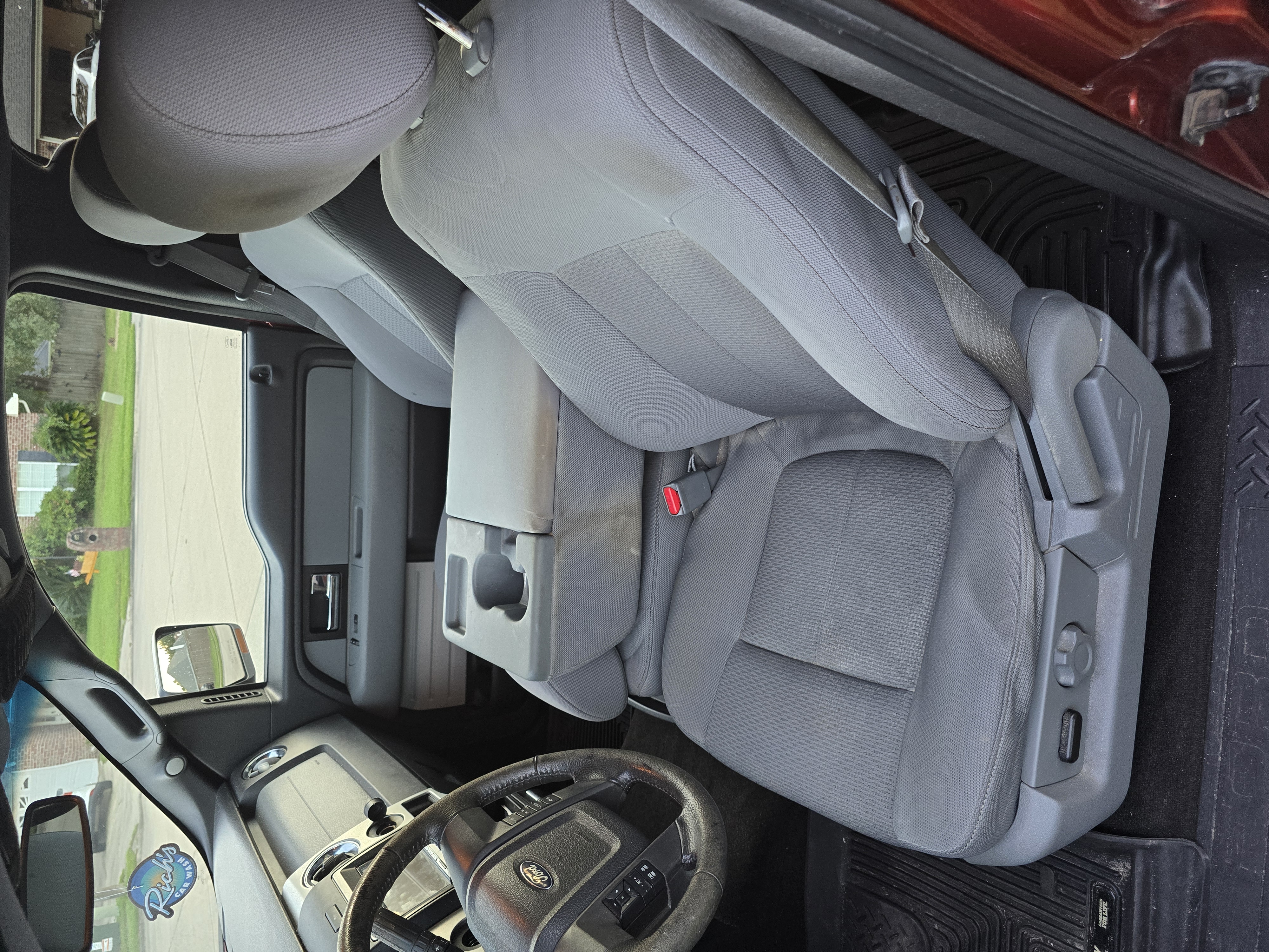 Used 2014 Ford F150 XLT w/ XLT Chrome Package RWD image 9