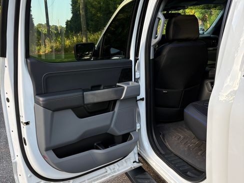 Used 2023 Ford F150 XLT w/ Equipment Group 301A Mid RWD image 8