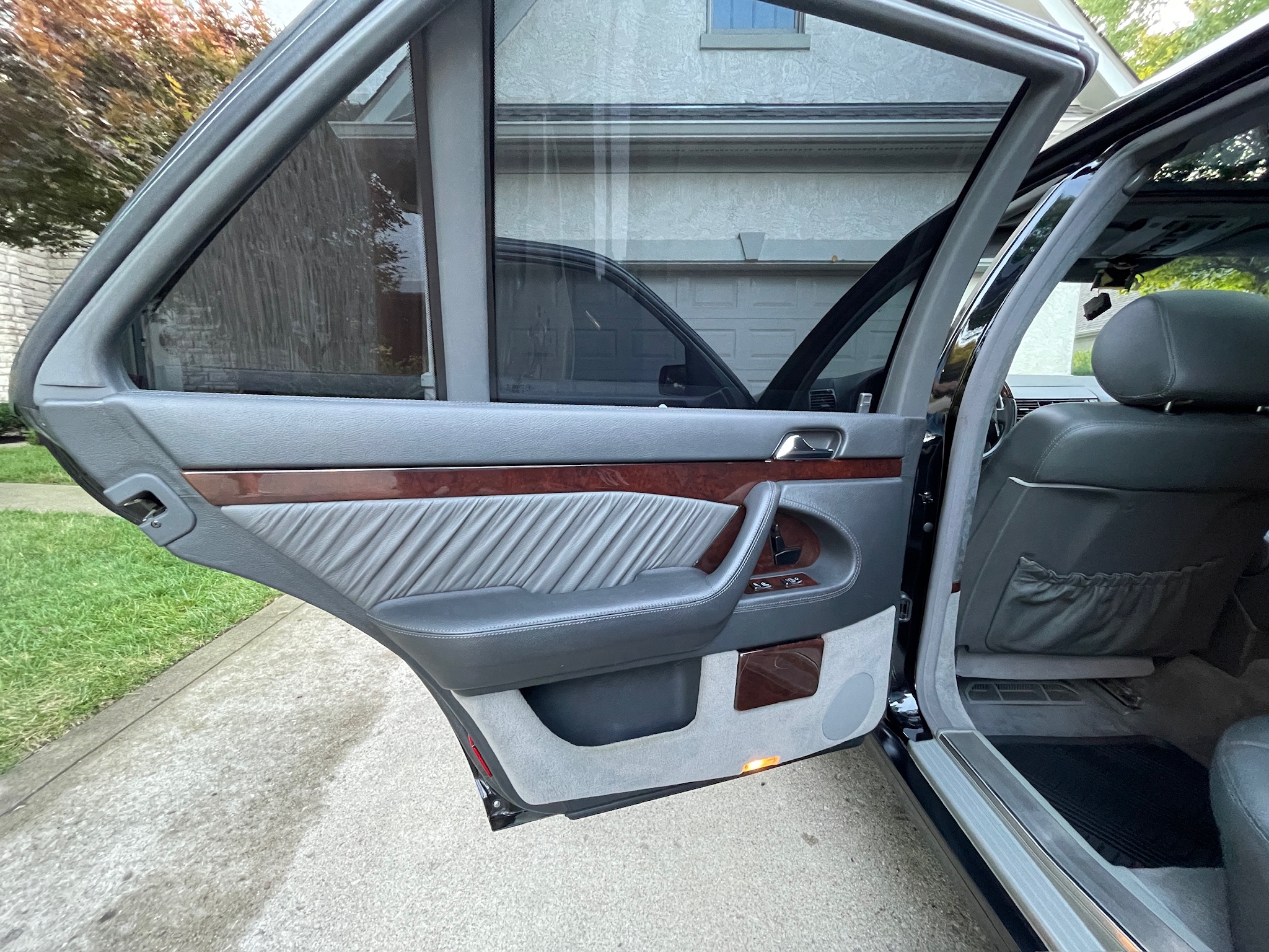 Used 1998 Mercedes-Benz S 600 Sedan image 20