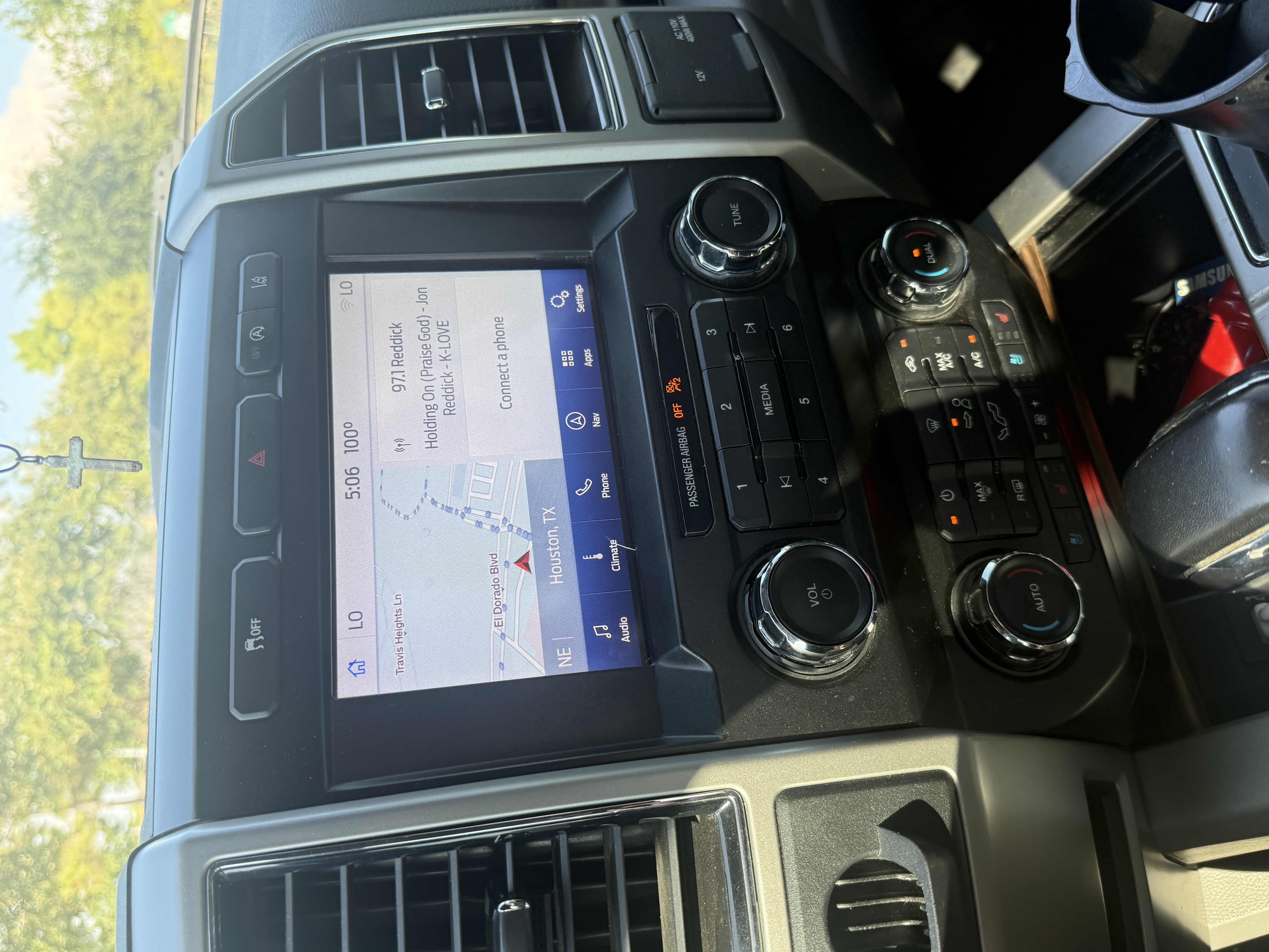 Used 2020 Ford F150 Lariat RWD image 12