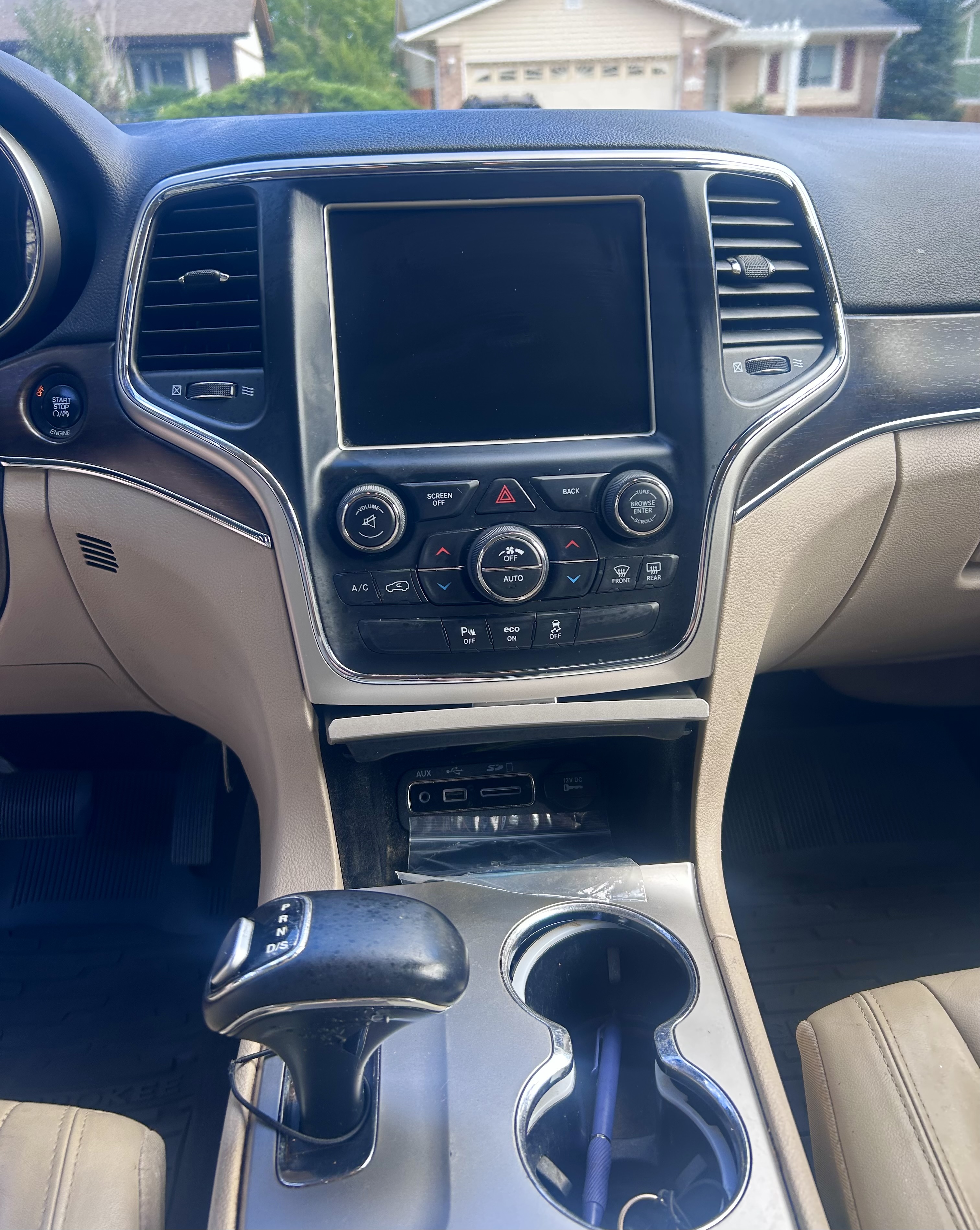 Used 2015 Jeep Grand Cherokee Limited AWD/4WD image 8