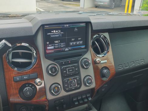 Used 2016 Ford F350 King Ranch w/ King Ranch w/Chrome Package image 10