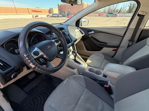 Used 2012 Ford Focus SE image 12