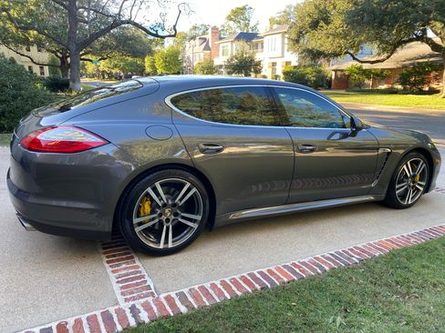 Used 2012 Porsche Panamera Turbo S image 8