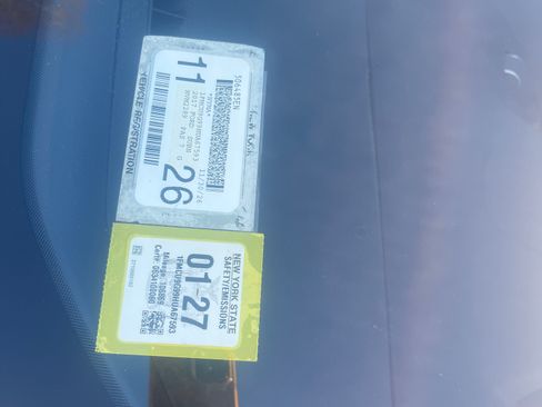 Used 2017 Ford Escape SE w/ Equipment Group 201A image 10