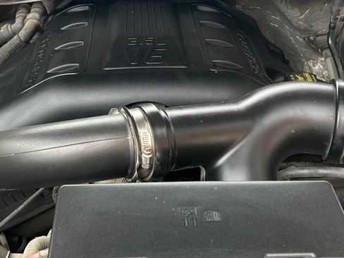 Used 2011 Ford F150 Lariat w/ Lariat Plus Pkg image 12