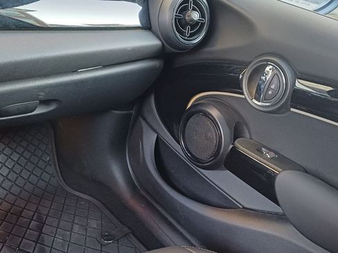 Used 2022 MINI Cooper 4-Door Hardtop image 13