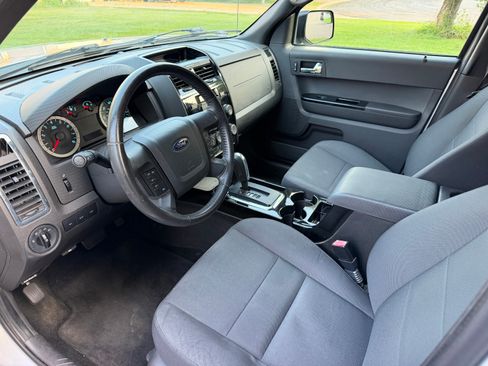Used 2012 Ford Escape XLT FWD image 11