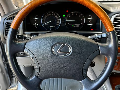 Used 2003 Lexus LX 470 4WD image 5