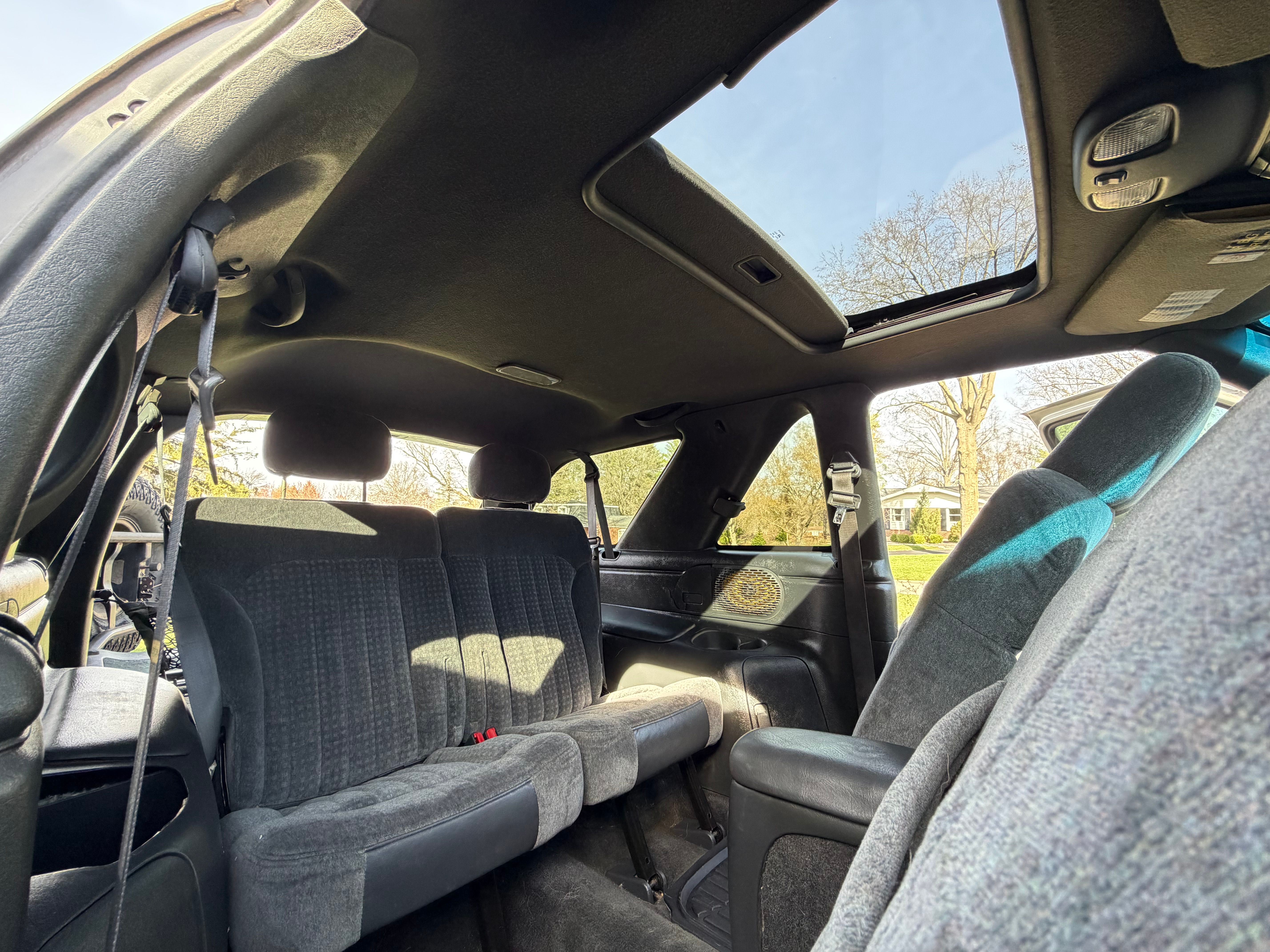 Used 2000 Chevrolet Blazer LS w/ LS Preferred Equipment Group AWD/4WD image 18