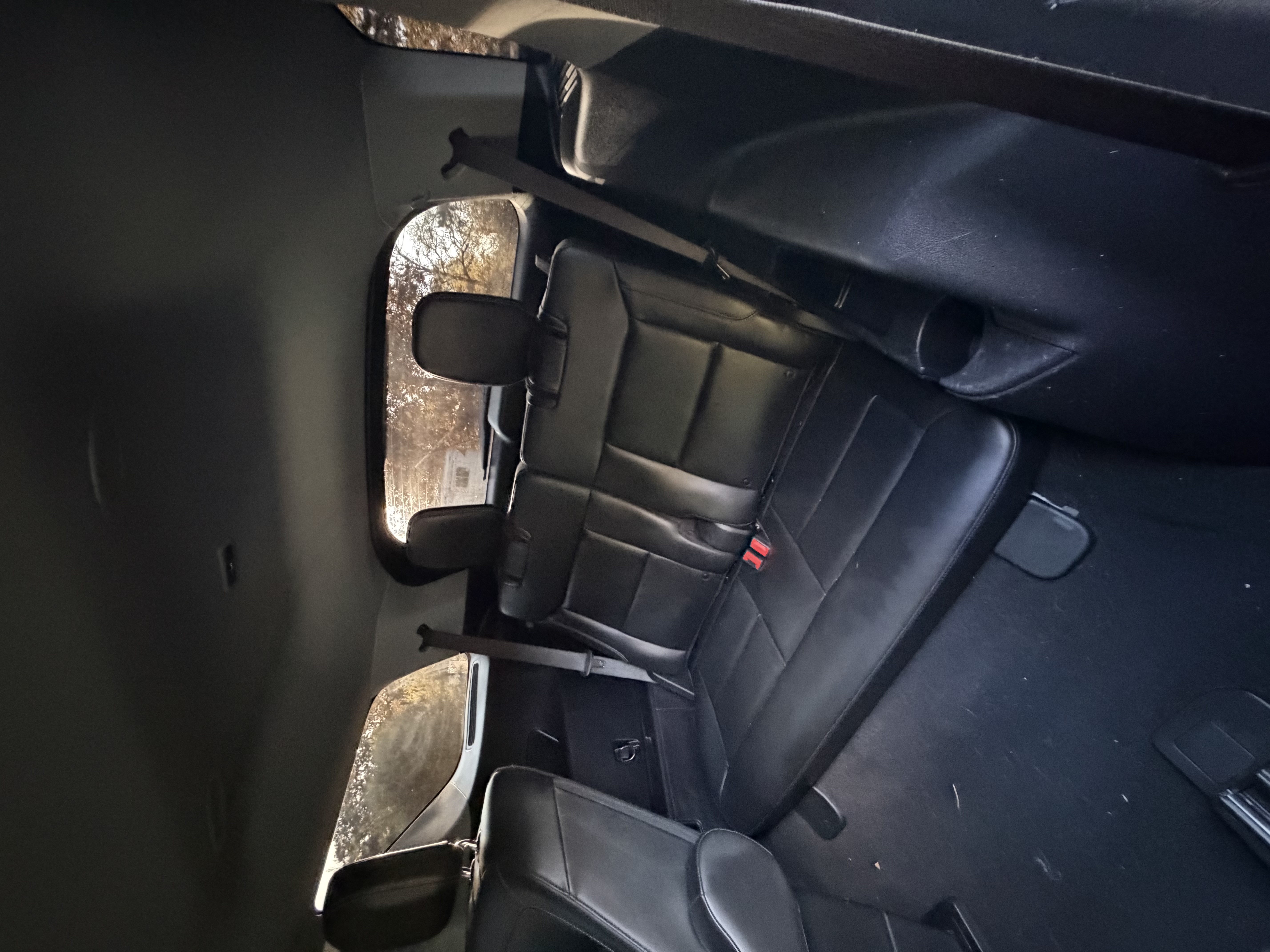 Used 2022 Ford Explorer XLT w/ Equipment Group 202A RWD image 12