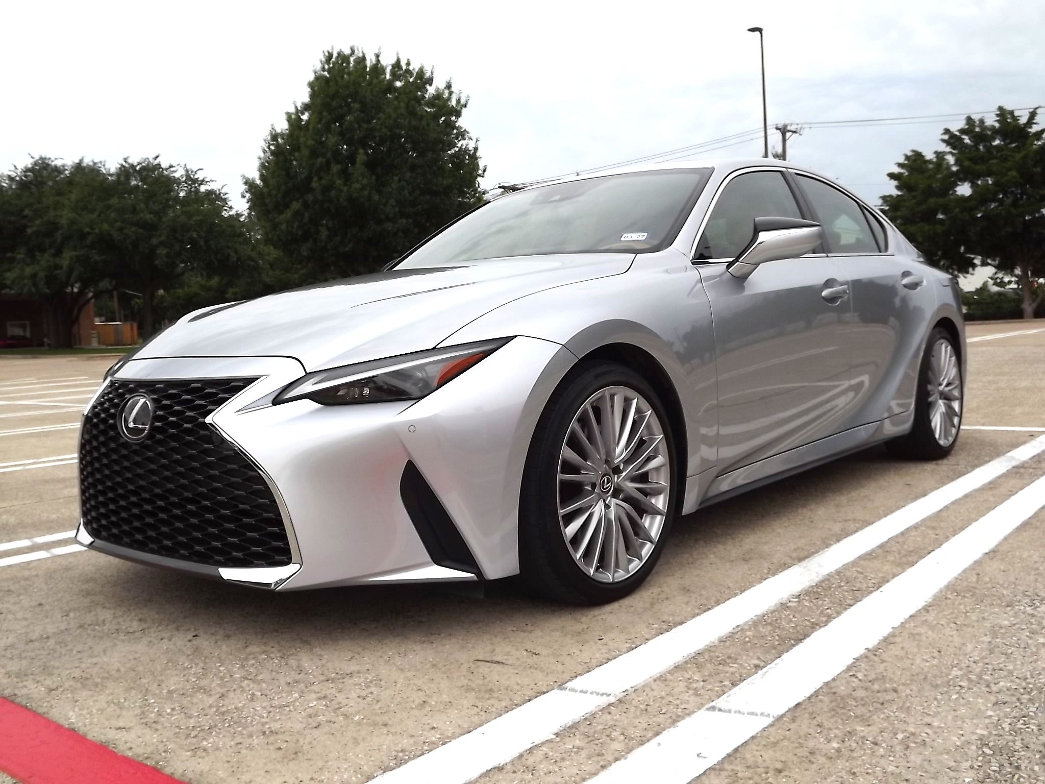 Used 2024 Lexus IS 300 w/ Premium Package RWD image 15