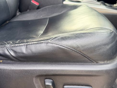 Used 2012 Toyota 4Runner Limited image 11