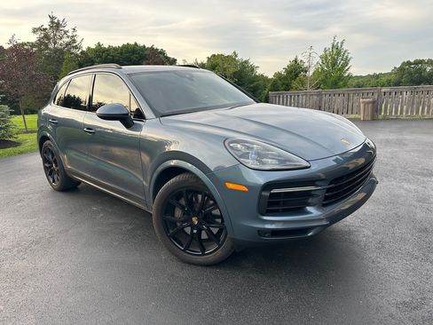 Used 2019 Porsche Cayenne S AWD/4WD image 6