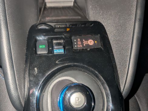 Used 2023 Nissan Leaf SV Plus image 13