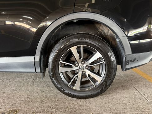 Used 2016 Toyota RAV4 XLE FWD image 13