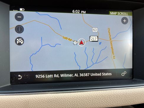 Used 2017 Jaguar XF Premium RWD image 21